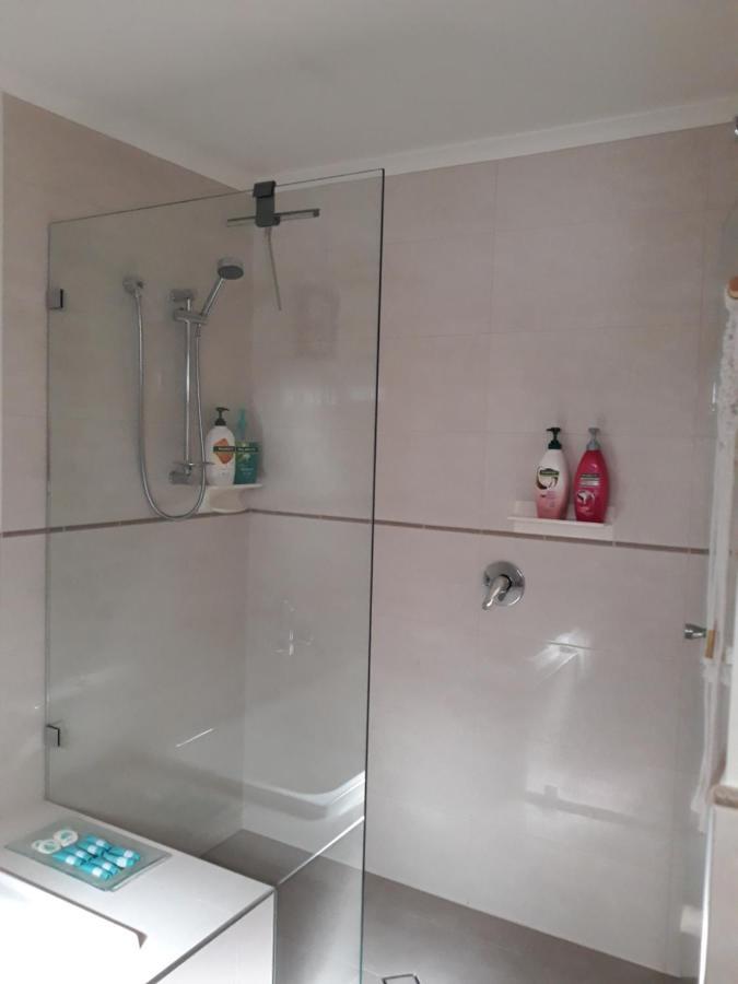 Costa Plenti Southend Bnb Bed & Breakfast מראה חיצוני תמונה