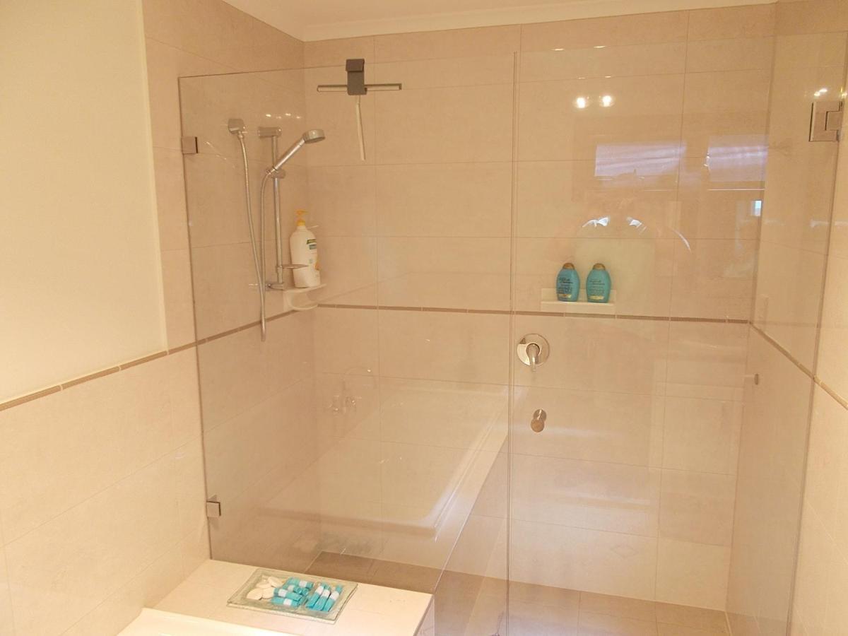 Costa Plenti Southend Bnb Bed & Breakfast מראה חיצוני תמונה